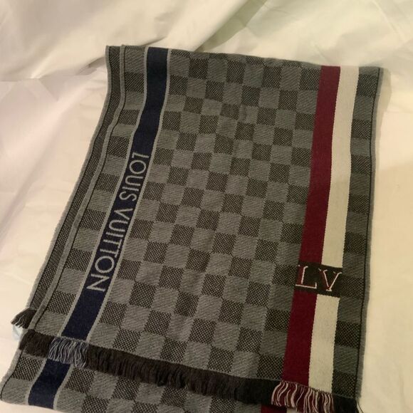 Louis Vuitton Escharp Messenger Damier Muffler Neckwear / M71608 Gray multicolor - Picture 1 of 8